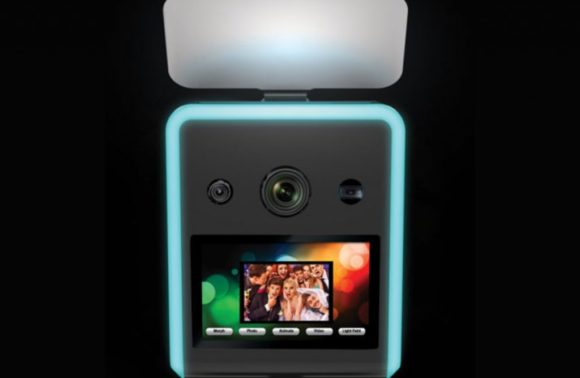 Infinite Photo Booth Rental