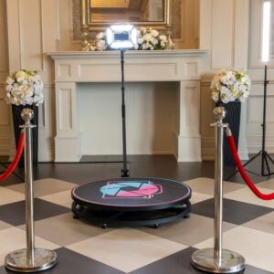 4 reasons your event needs a 360 spin booth